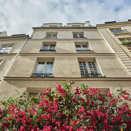 Notre Dame De By Prestige * París